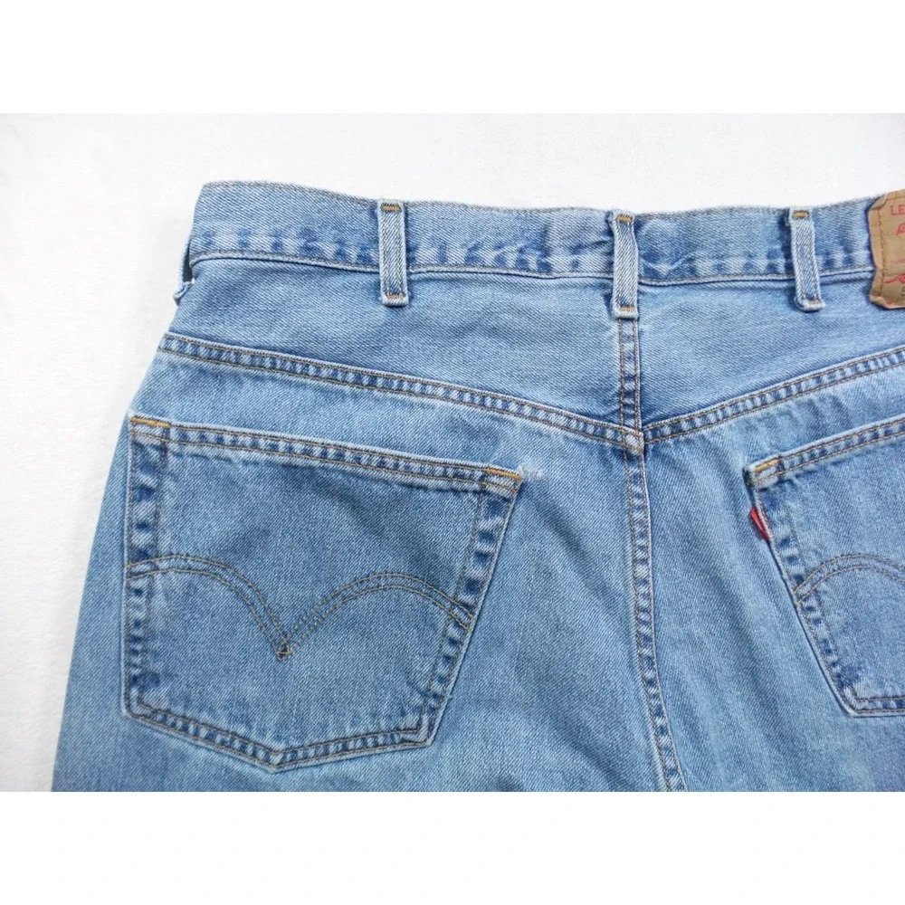 Vintage Levis Jeans Mens 40 x 32 Blue Denim 505 Regular Fit‎ Straight Leg Y2K